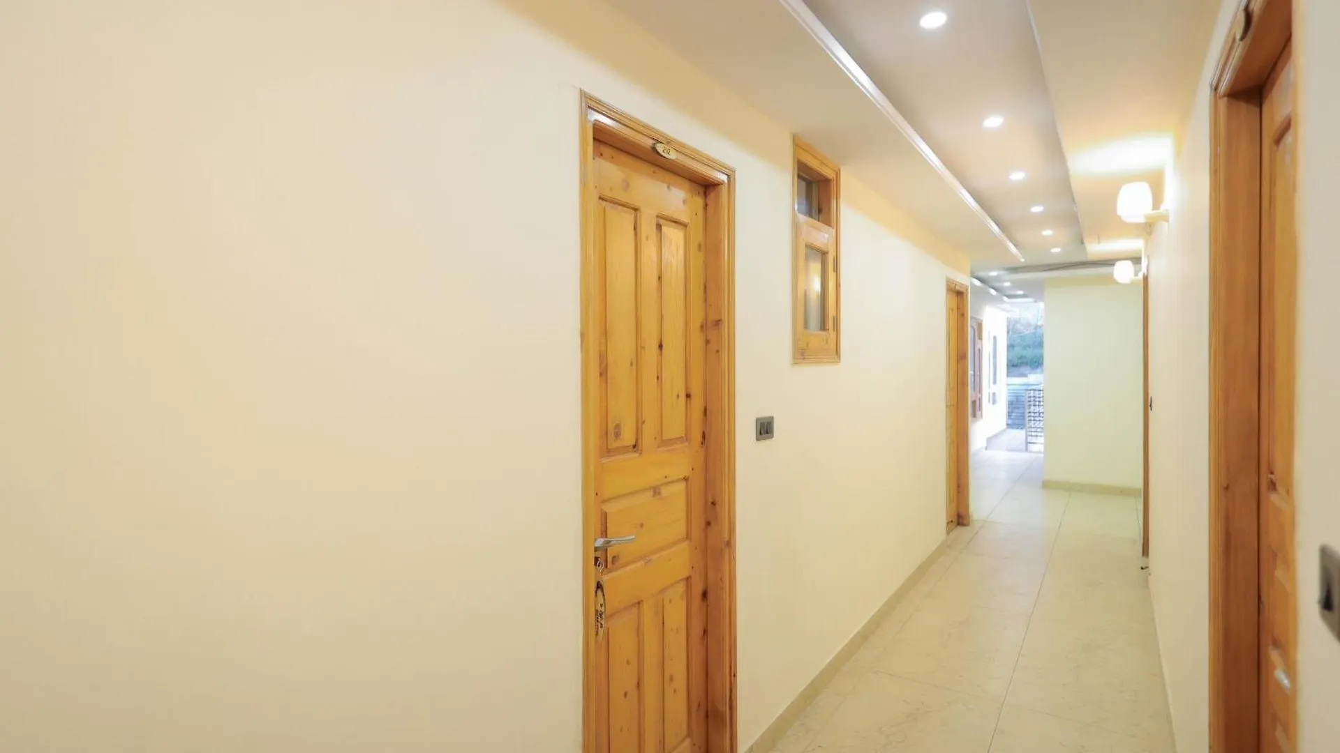 Mystic Hills Retreat Hotel Shimla