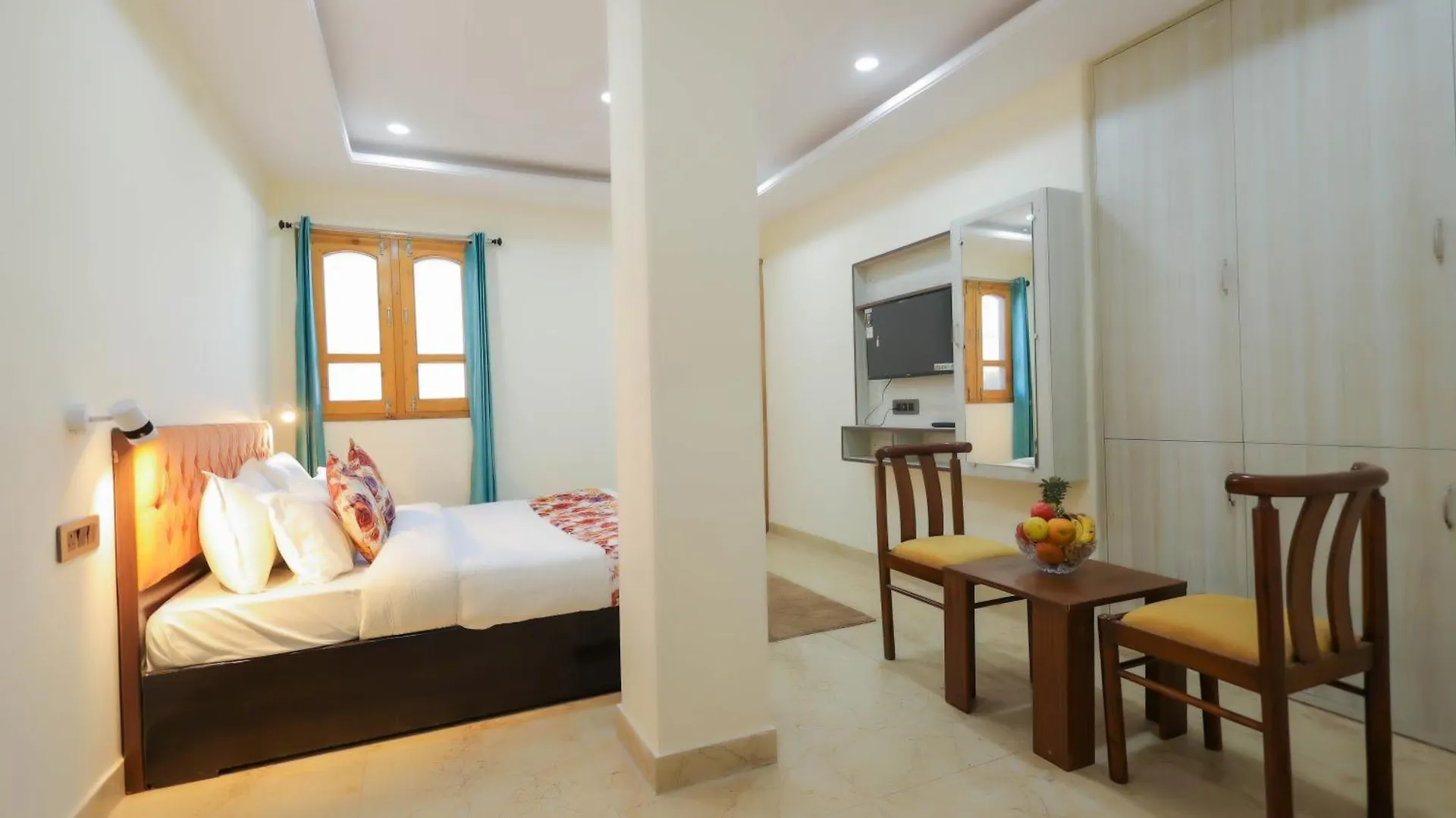 Mystic Hills Retreat Hotel Shimla